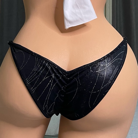 Prix Workshop and wicked temptations bundle. - Picture 9 of 10